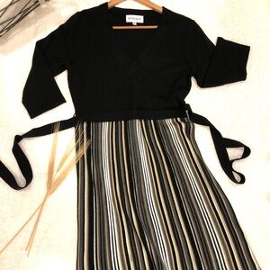 Black Knit Studio 1 V-Neck Acrylic Dress with White and Beige Stripes